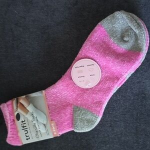 TRULFIT  SUPER SOFT CREW SOCKS 💜